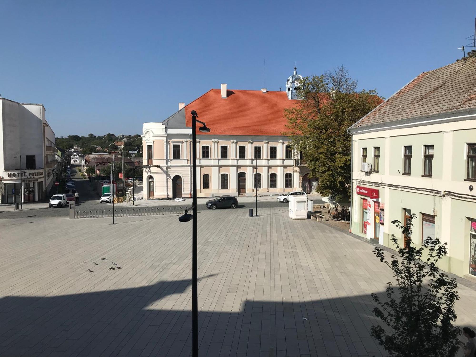 Casa Thaja Centru Appartement Turda Buitenkant foto