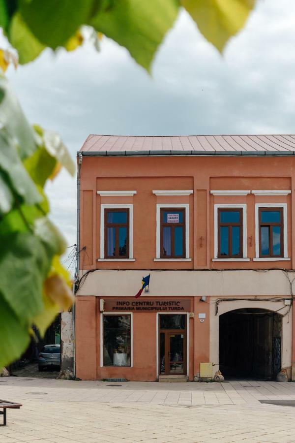 Casa Thaja Centru Appartement Turda Buitenkant foto